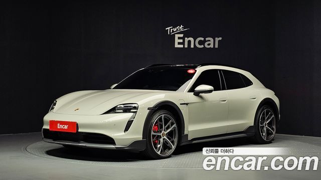 Porsche Taycan 2022 — photo 1