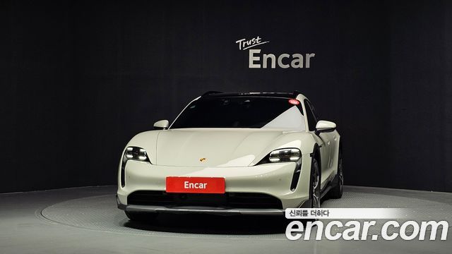 Porsche Taycan 2022 — photo 3
