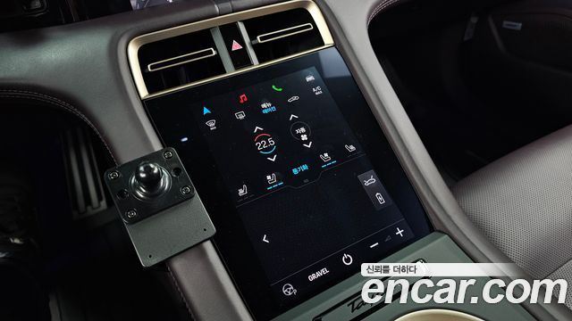 Porsche Taycan 2022 — photo 12