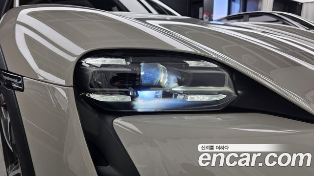 Porsche Taycan 2022 — photo 8