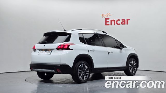 Peugeot 2008 2018 — photo 2