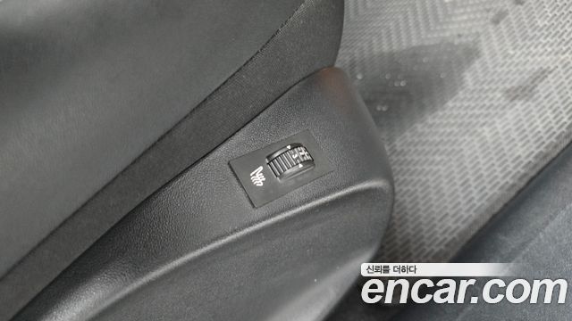Peugeot 2008 2018 — photo 20