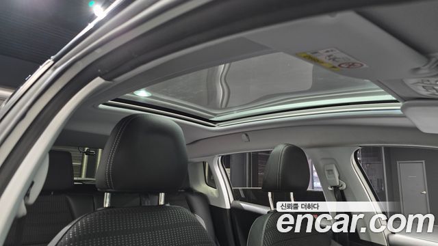 Peugeot 2008 2018 — photo 22