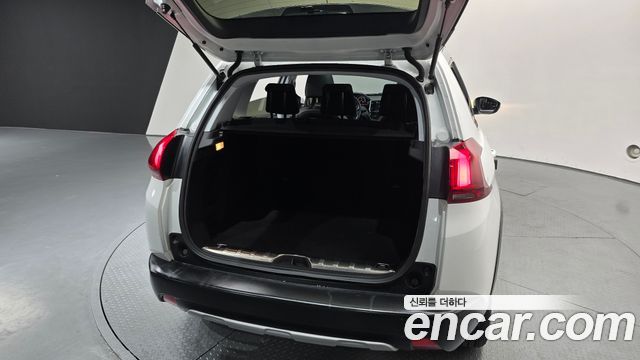 Peugeot 2008 2018 — photo 23