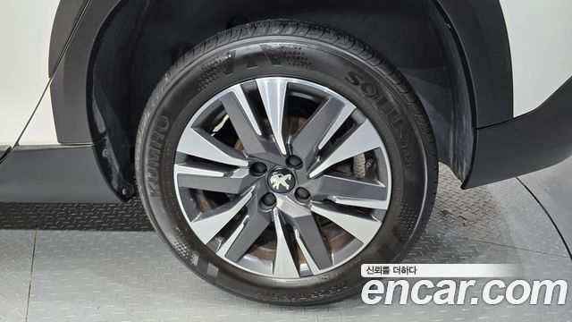 Peugeot 2008 2018 — photo 7