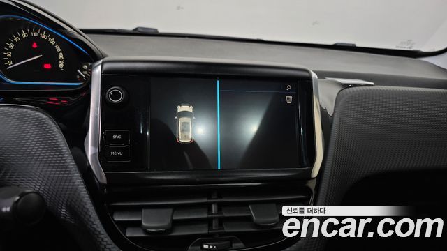 Peugeot 2008 2018 — photo 31