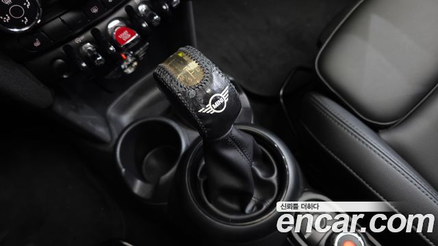 Mini Cooper 2018 — photo 9