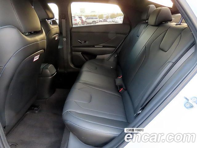 Hyundai AVANTE 2023 — photo 7