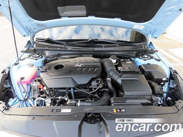 Hyundai AVANTE 2023 — photo 18