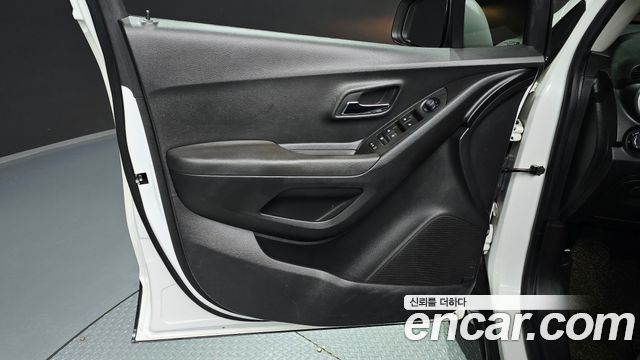 Chevrolet Korea Trax 2015 — photo 14