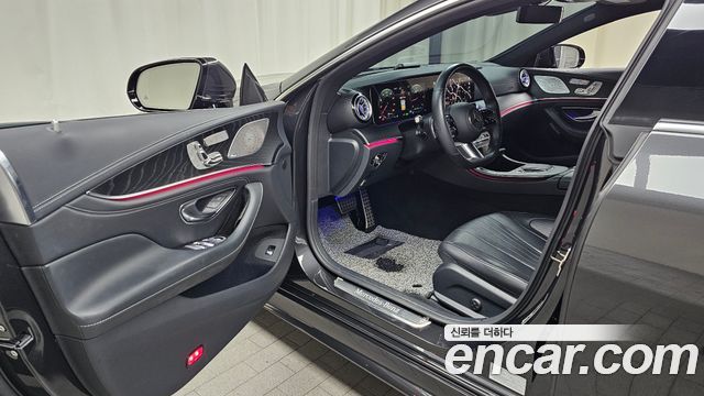 Mercedes-Benz CLS-Class 2022 — photo 13