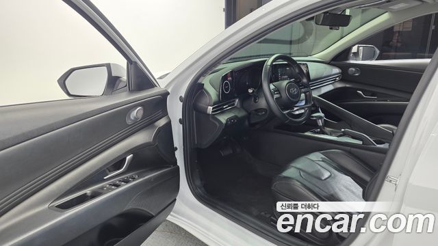 Hyundai AVANTE 2022 — photo 10