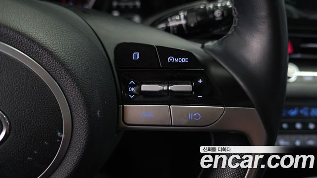 Hyundai AVANTE 2022 — photo 19