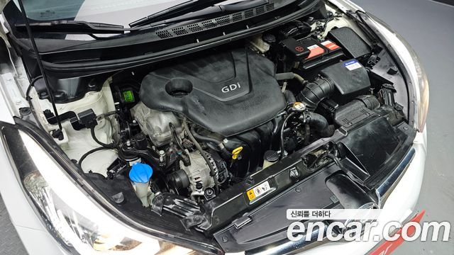 Hyundai AVANTE 2014 — photo 6