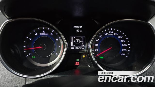 Hyundai AVANTE 2014 — photo 11