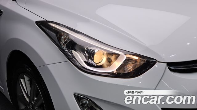 Hyundai AVANTE 2014 — photo 8
