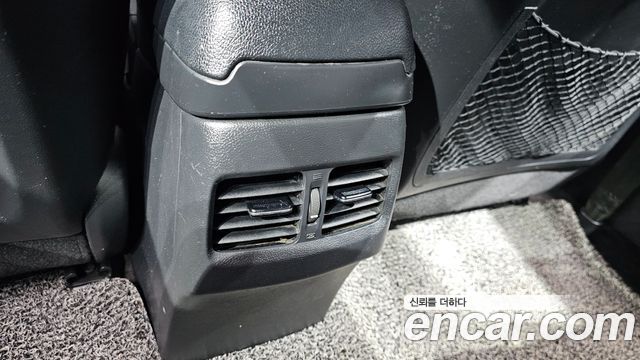 Hyundai AVANTE 2014 — photo 31