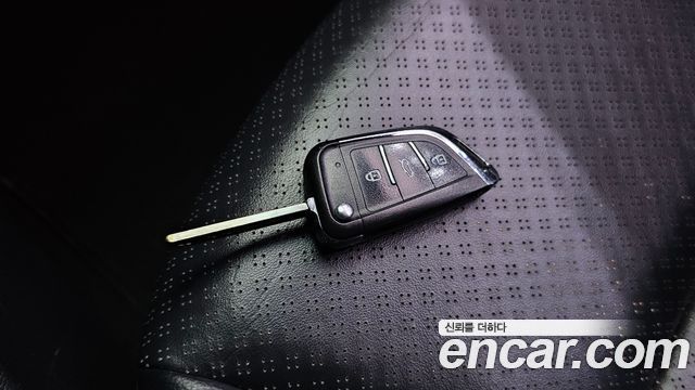 Hyundai Accent 2012 — photo 25