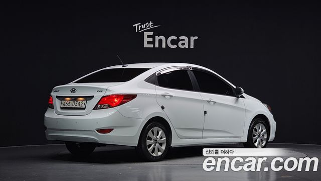 Hyundai Accent 2017 — photo 2