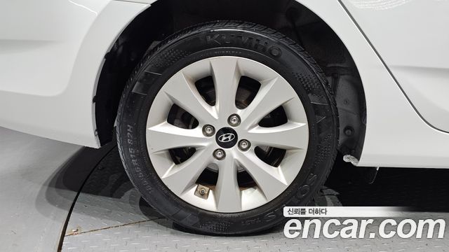 Hyundai Accent 2017 — photo 5
