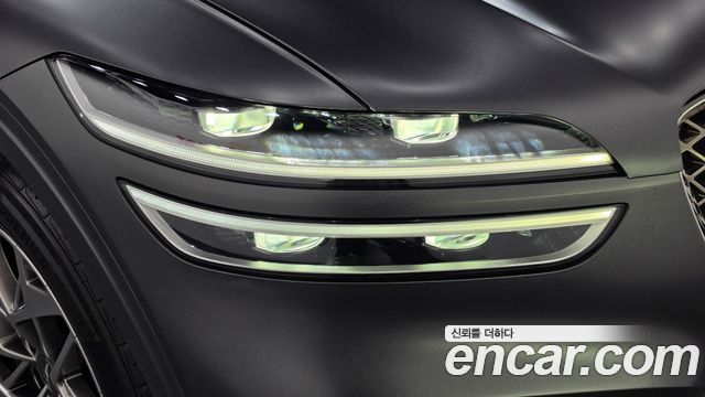 Genesis GV70 2021 — photo 8