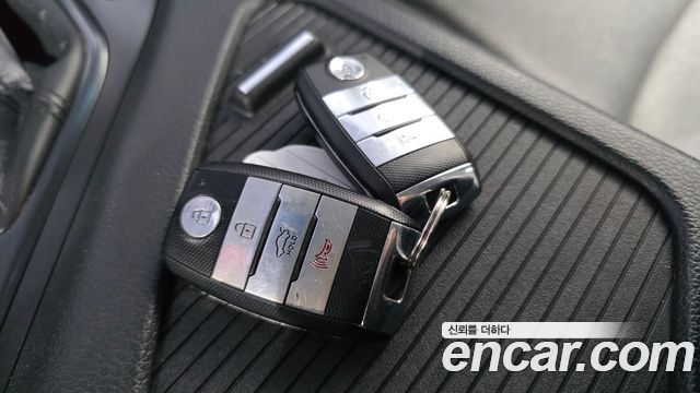 Kia K5 2014 — photo 22