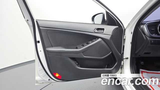 Kia K5 2014 — photo 14