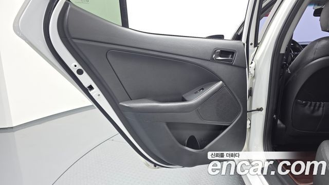 Kia K5 2014 — photo 15