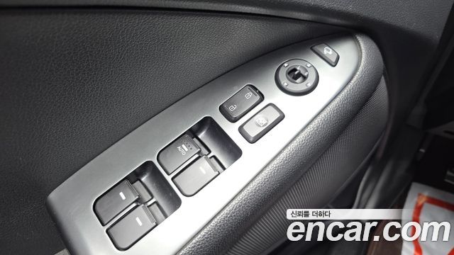 Kia K5 2014 — photo 27