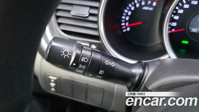 Kia K5 2014 — photo 29