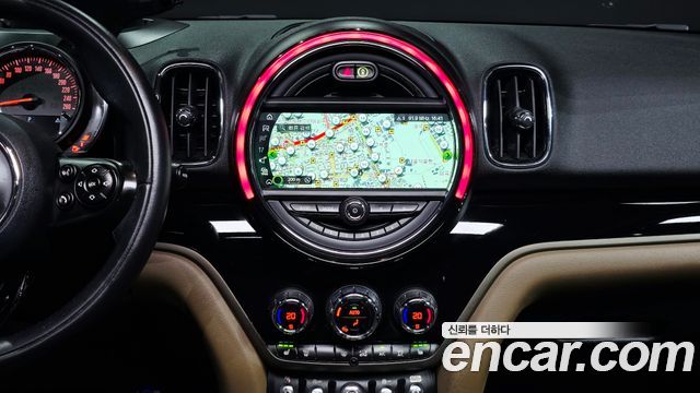 Mini Countryman 2019 — photo 14