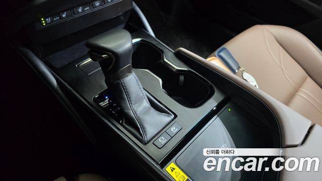 Lexus ES 2024 — photo 12