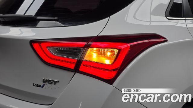 Hyundai i30 2012 — photo 9