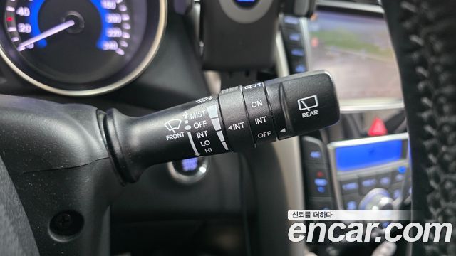 Hyundai i30 2012 — photo 27