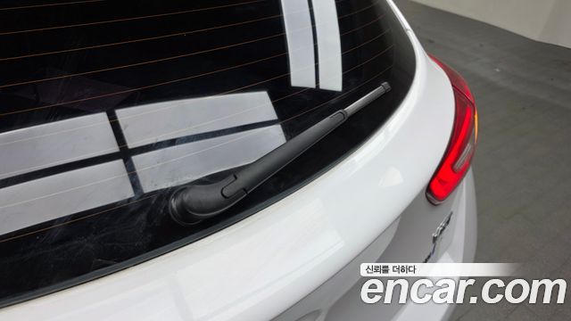 Hyundai i30 2012 — photo 28