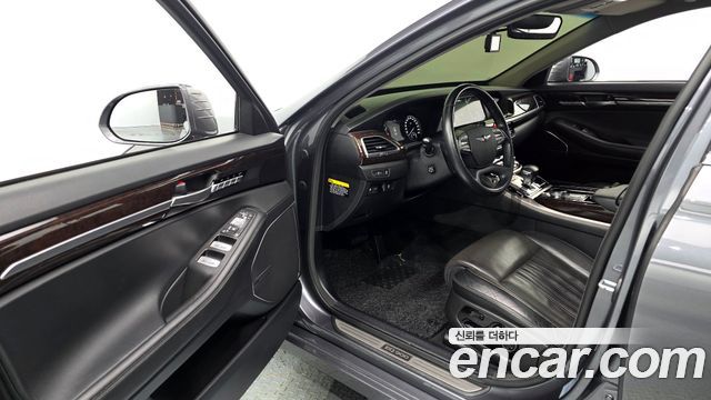 Genesis EQ900 2016 — photo 13