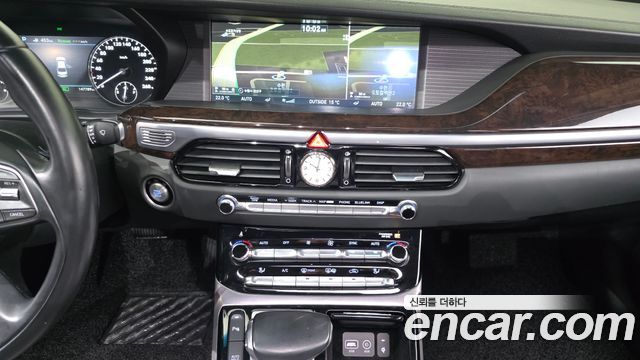 Genesis EQ900 2016 — photo 20