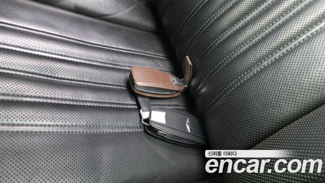 Genesis EQ900 2016 — photo 23