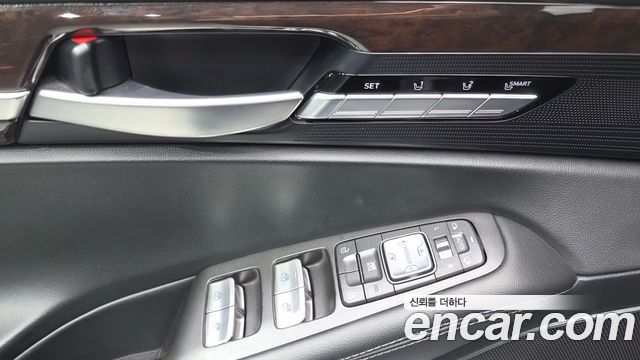 Genesis EQ900 2016 — photo 29