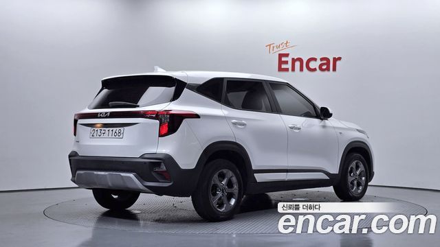 Kia Seltos 2023 — photo 2