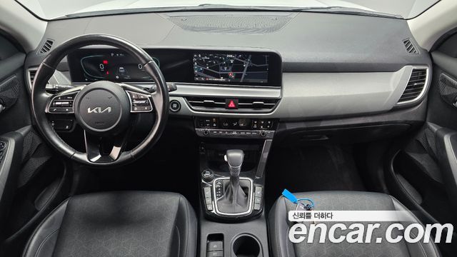 Kia Seltos 2023 — photo 10