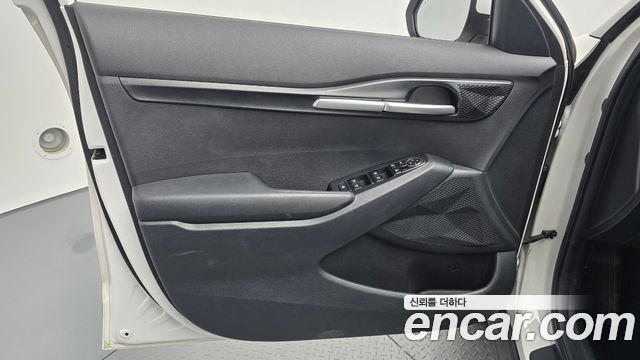 Kia Seltos 2023 — photo 14