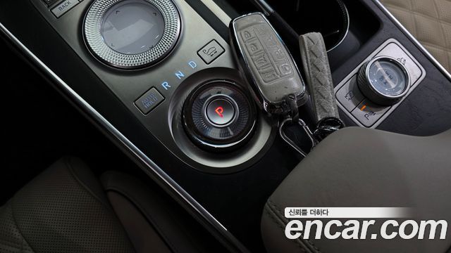 Genesis GV80 2020 — photo 12