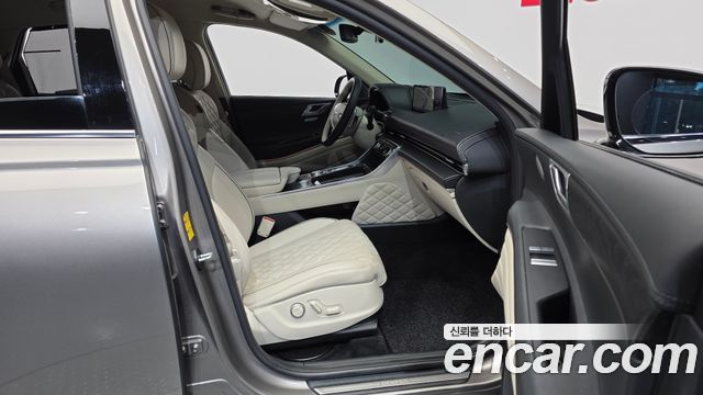 Genesis GV80 2020 — photo 17