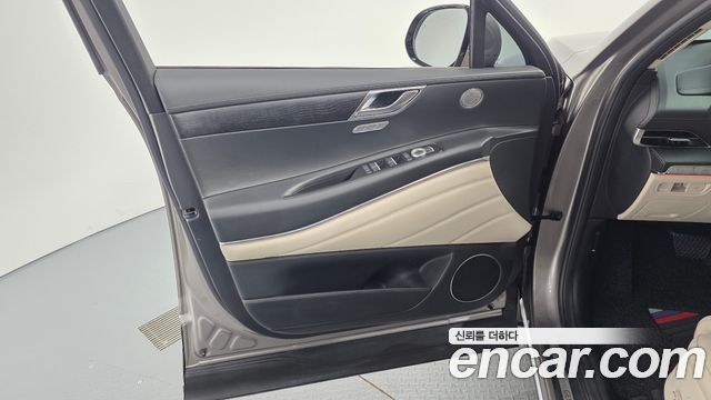 Genesis GV80 2020 — photo 14