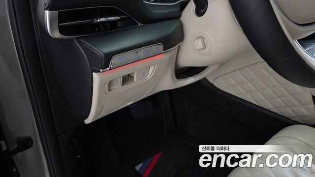 Genesis GV80 2020 — photo 28