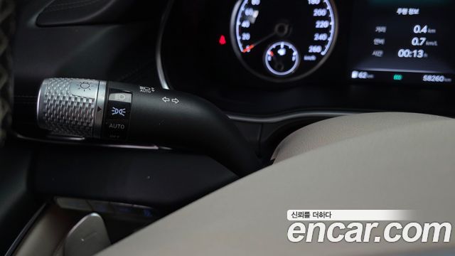 Genesis GV80 2020 — photo 31