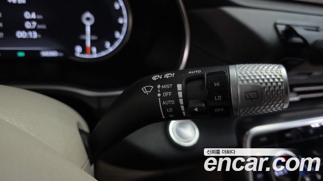 Genesis GV80 2020 — photo 32