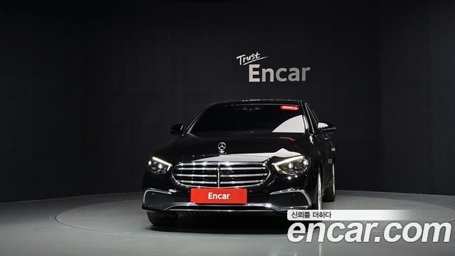 Mercedes-Benz E-Class 2021 — photo 3