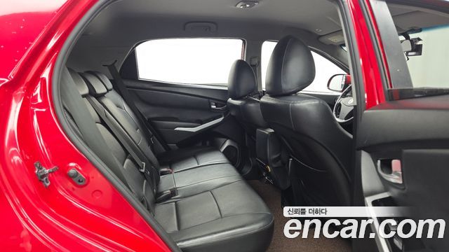 KG Mobility KORANDO 2015 — photo 18
